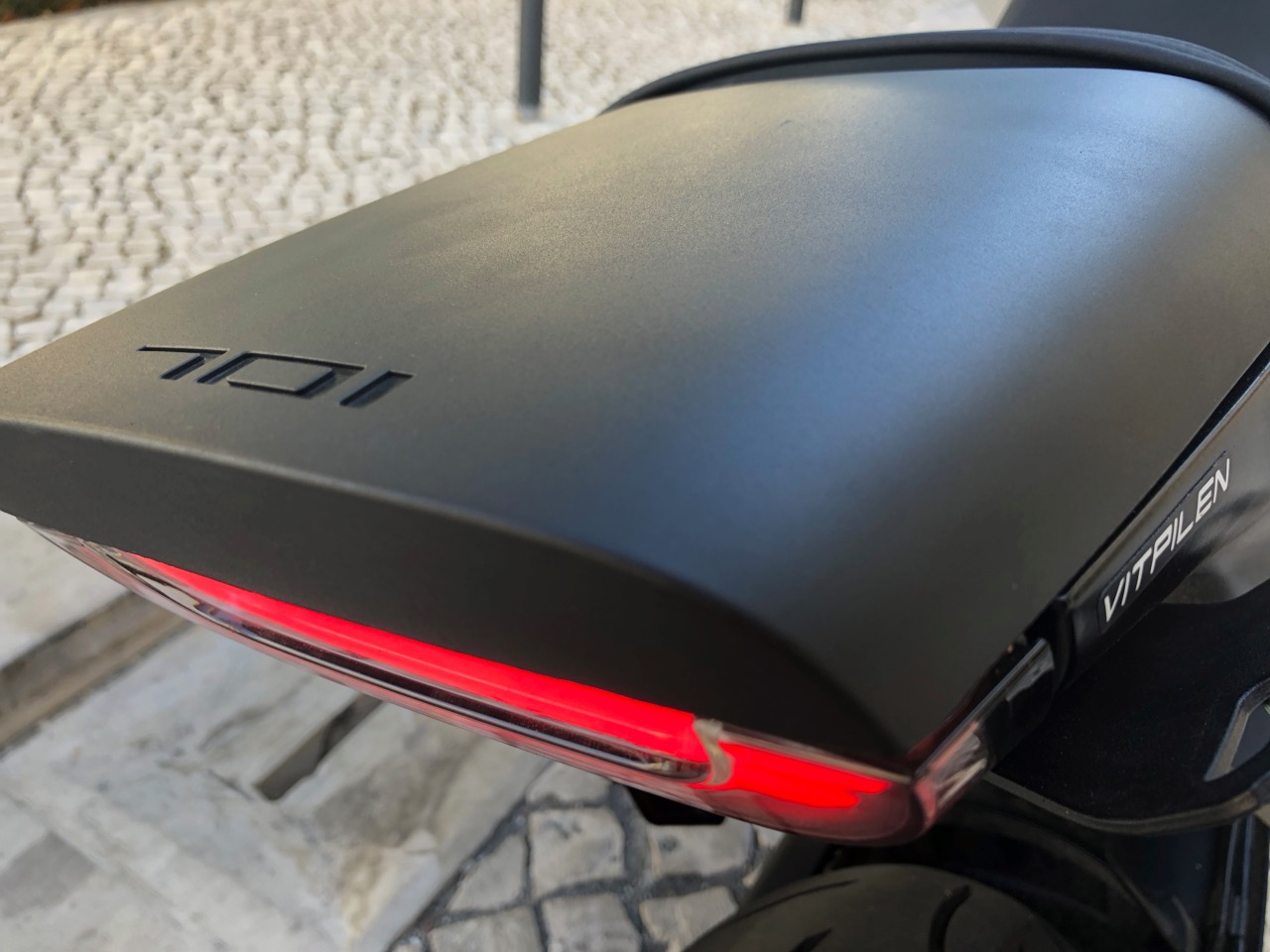 Ensaio Husqvarna Vitpilen 701 – The Flat Track is Back