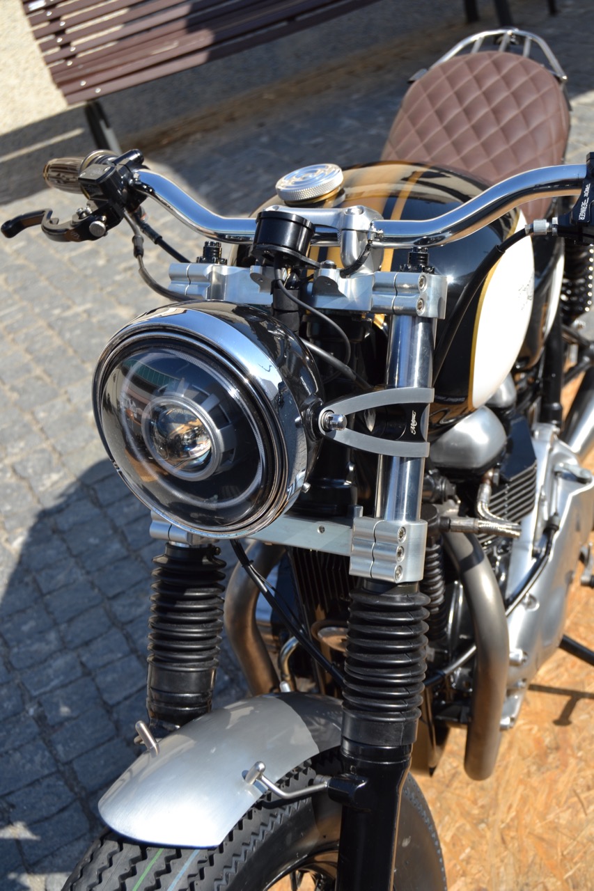 Centenas participaram no evento “Distinguished Gentleman’s Ride” e nós também.