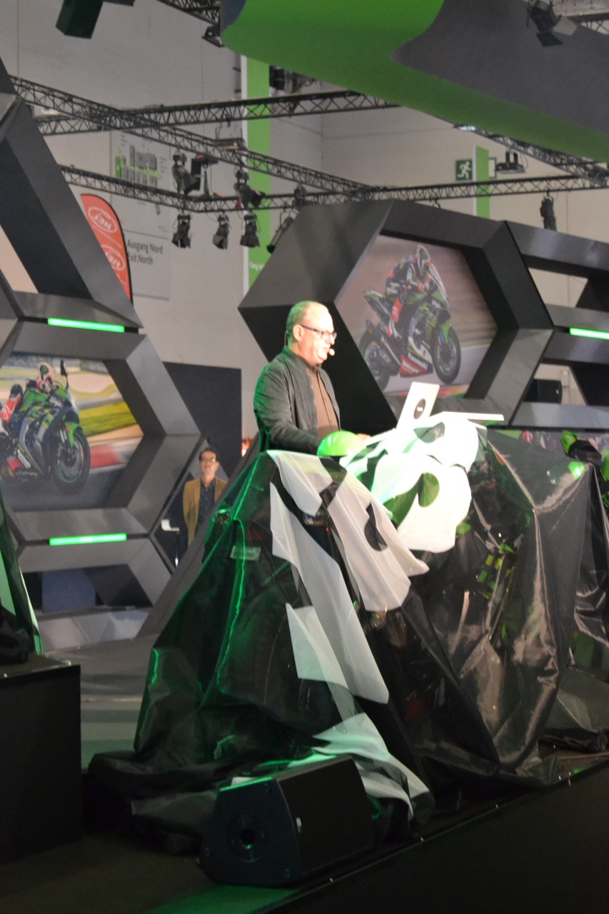 Kawasaki apresenta em Colónia na Intermot as suas novas Z125 e Ninja 125 para 2019