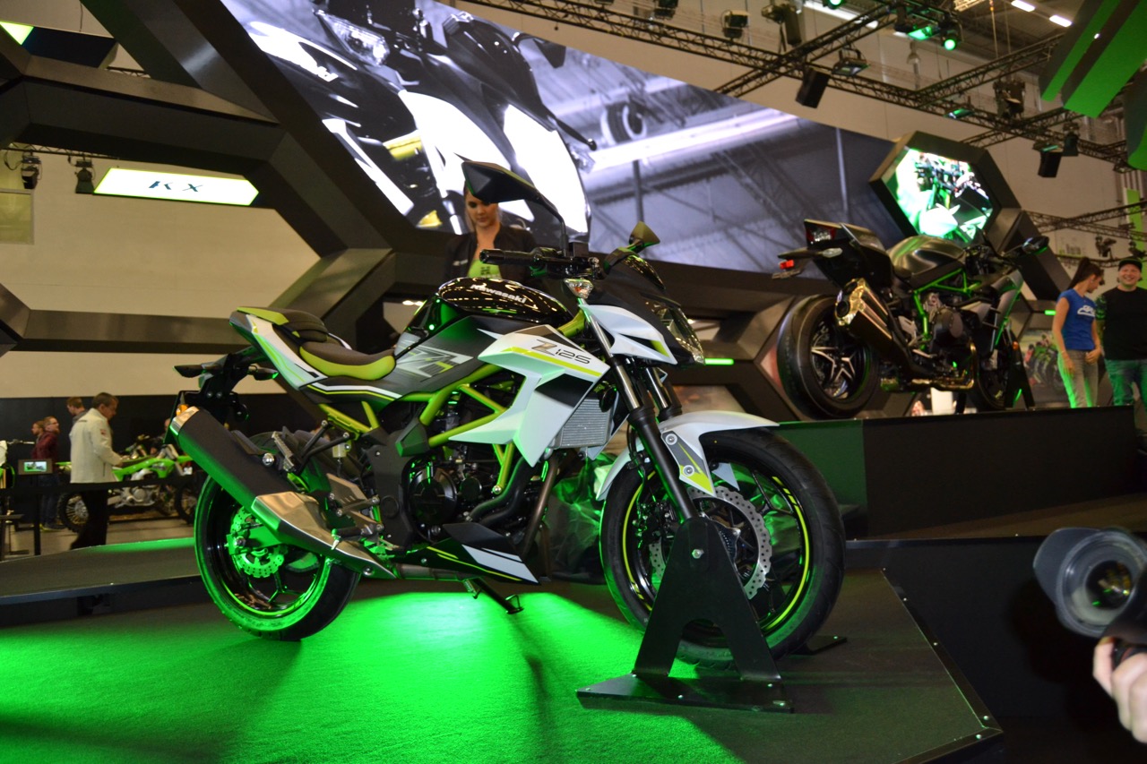 Kawasaki apresenta em Colónia na Intermot as suas novas Z125 e Ninja 125 para 2019