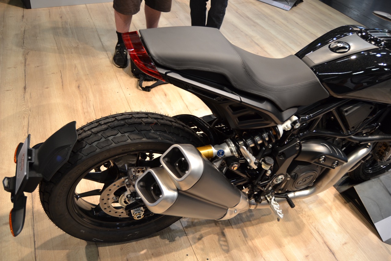 Apresentadas na Intermot as novas Indian FTR 1200 e Indian FTR 1200 S