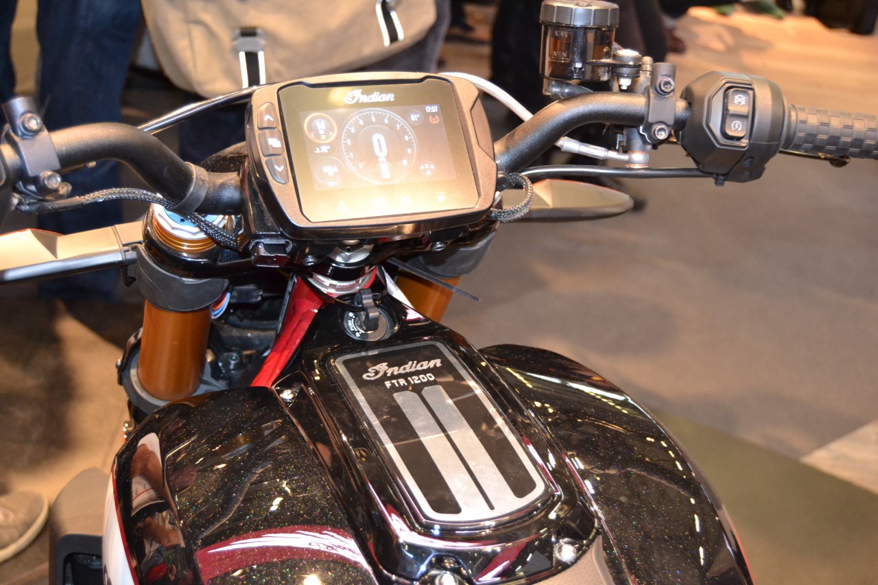 Apresentadas na Intermot as novas Indian FTR 1200 e Indian FTR 1200 S