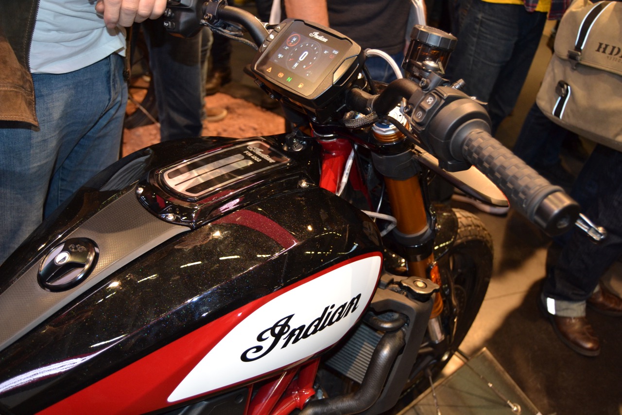 Apresentadas na Intermot as novas Indian FTR 1200 e Indian FTR 1200 S