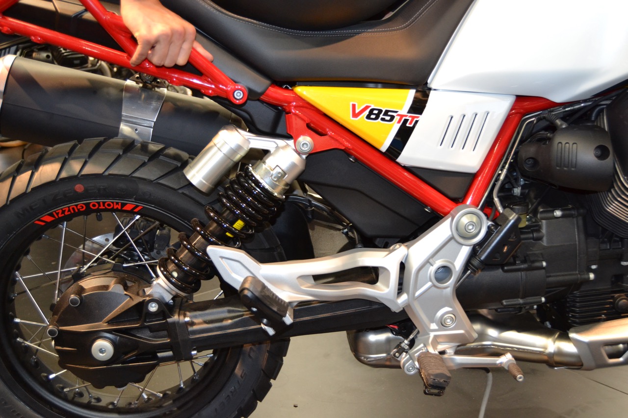 Intermot 2018: Moto Guzzi apresenta a nova V85 TT