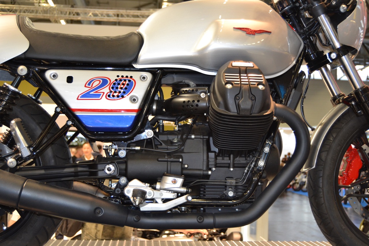 Intermot 2018: Moto Guzzi apresenta a nova V85 TT