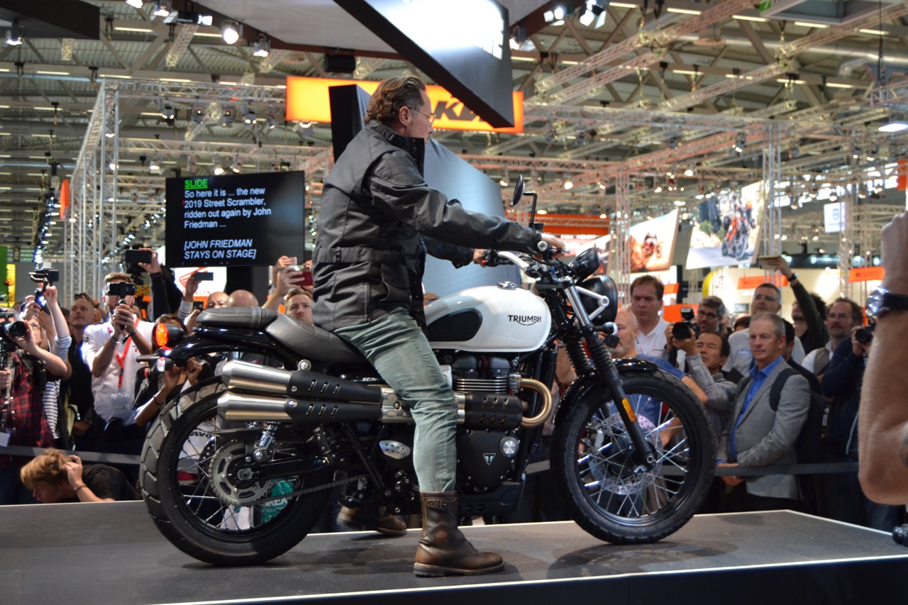 Triumph apresentou hoje na Intermot a nova geração das Triumph Street Twin e Street Scrambler 2019
