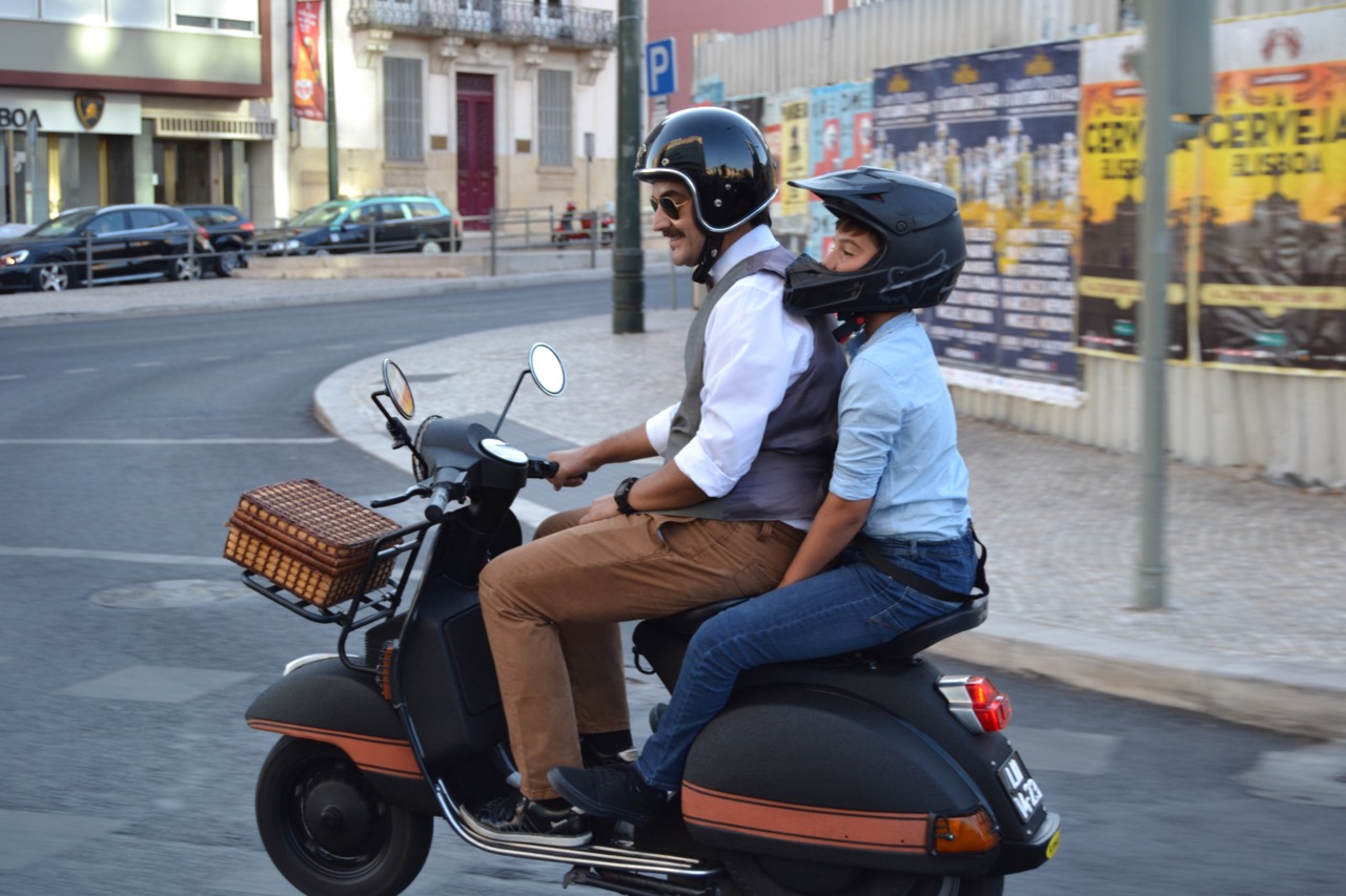 Centenas participaram no evento “Distinguished Gentleman’s Ride” e nós também.
