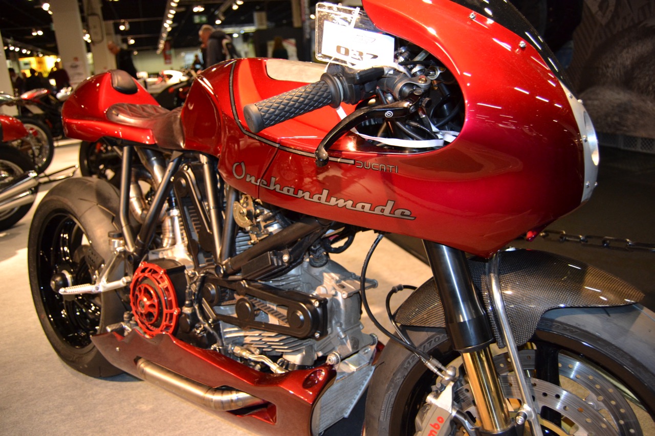 INTERMOT Pavilhão 10 – A “customização” alemã não tem limites ( parte 1 )