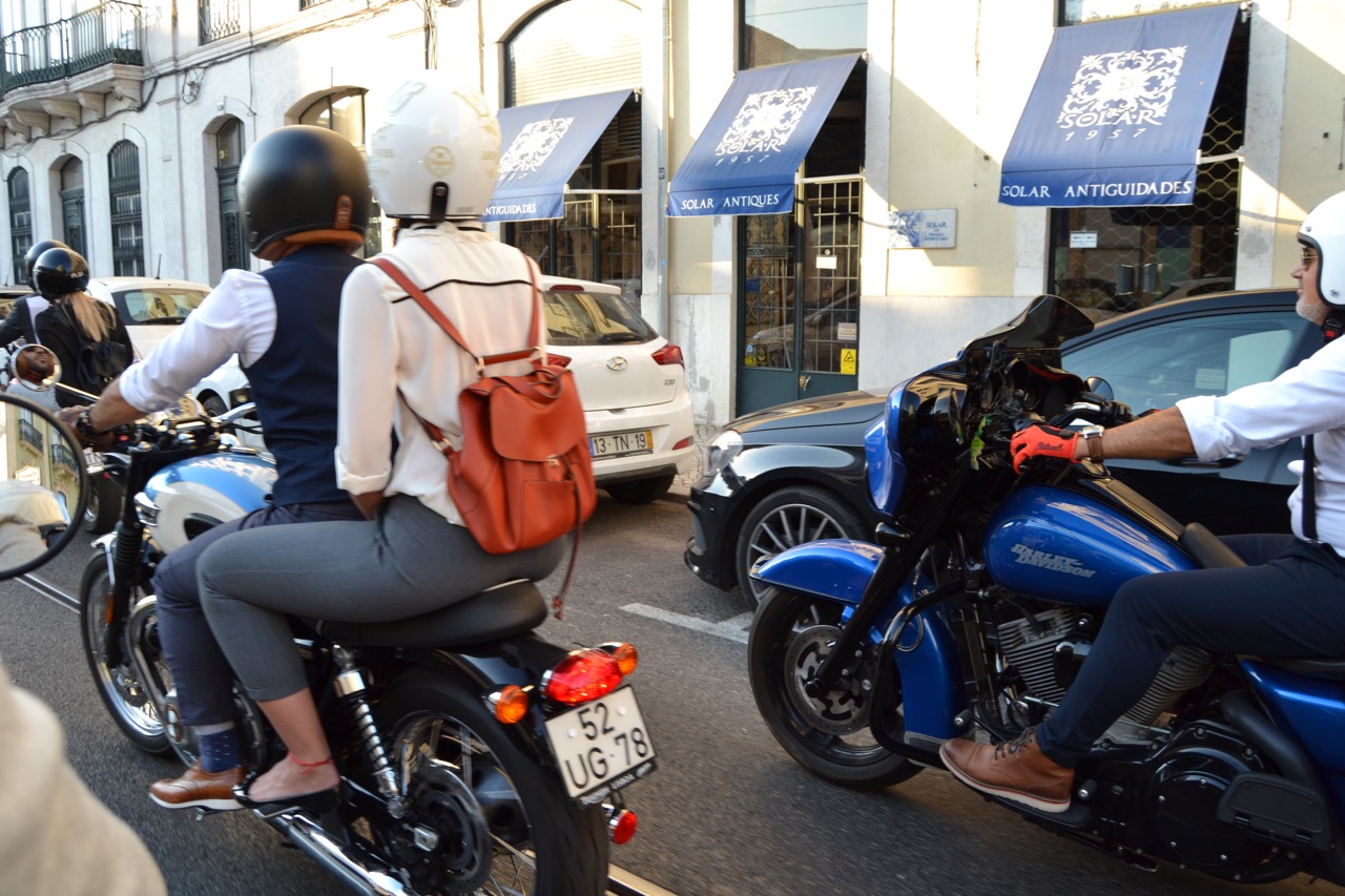Centenas participaram no evento “Distinguished Gentleman’s Ride” e nós também.