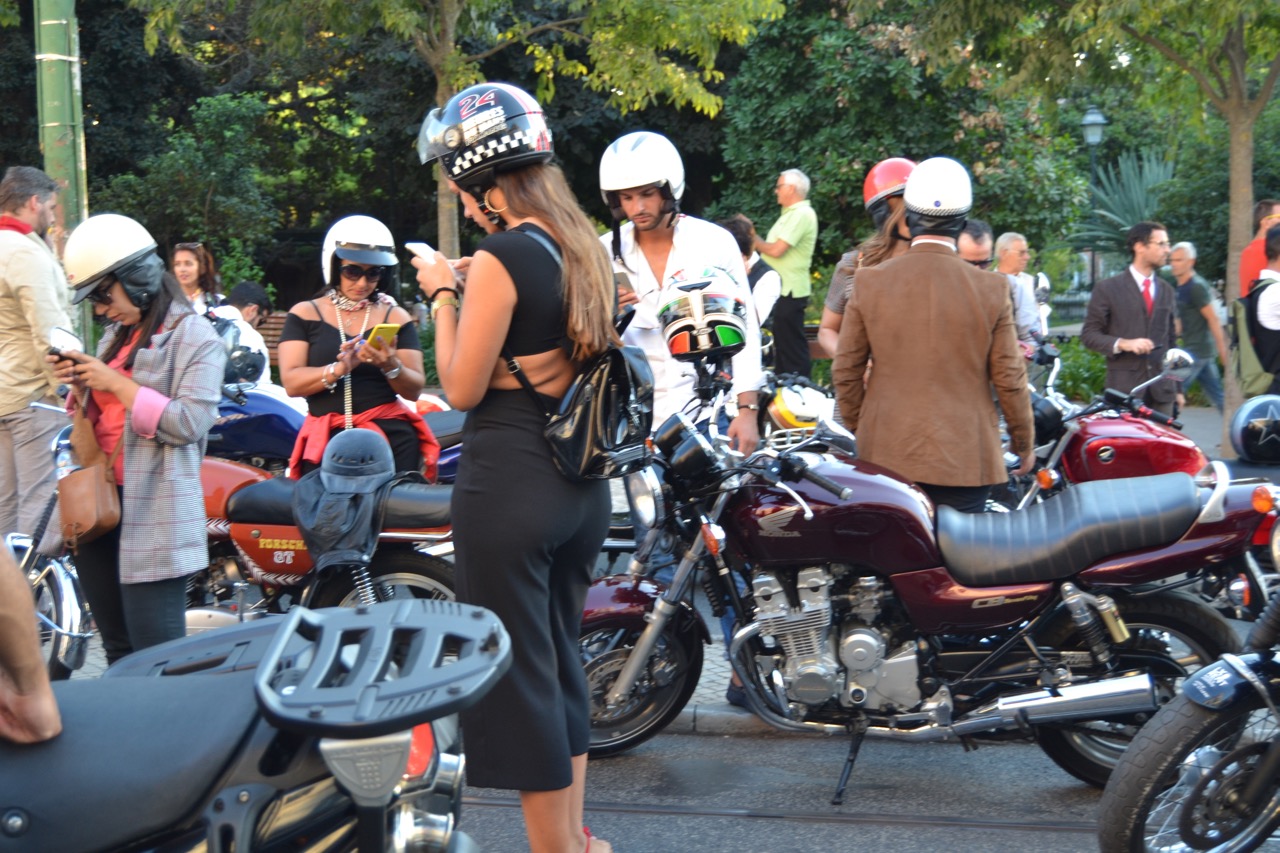 Centenas participaram no evento “Distinguished Gentleman’s Ride” e nós também.