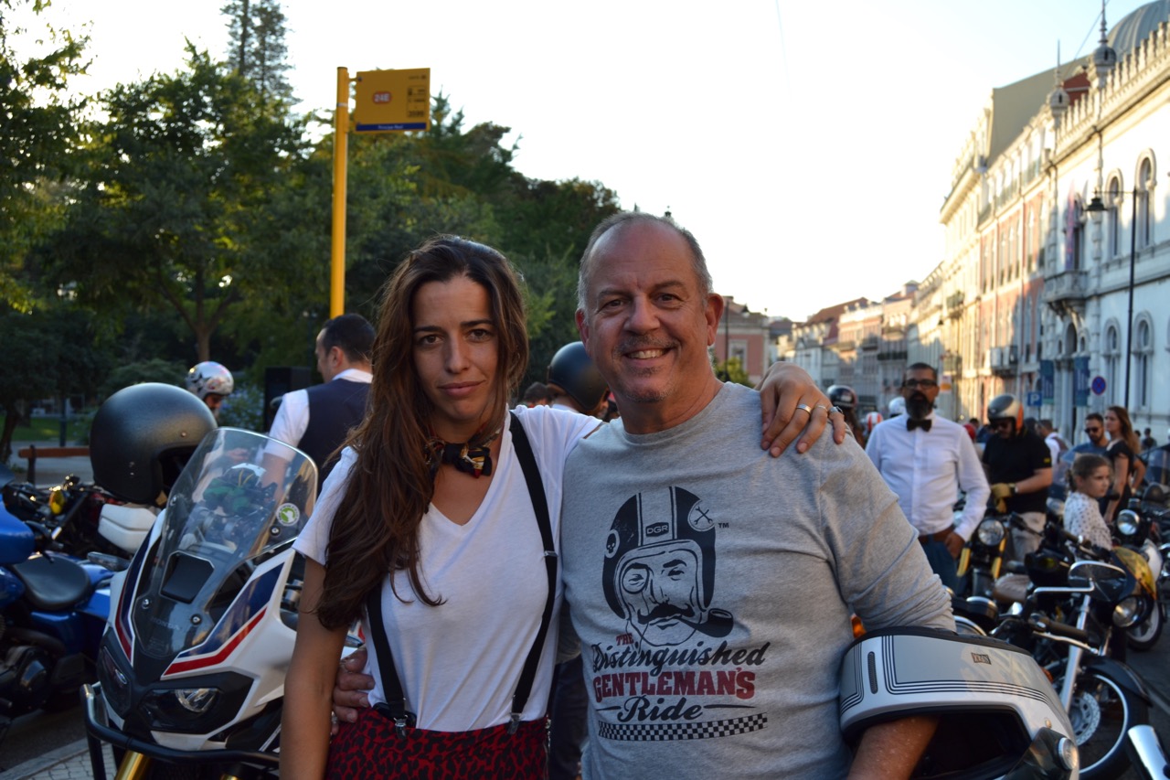 Centenas participaram no evento “Distinguished Gentleman’s Ride” e nós também.