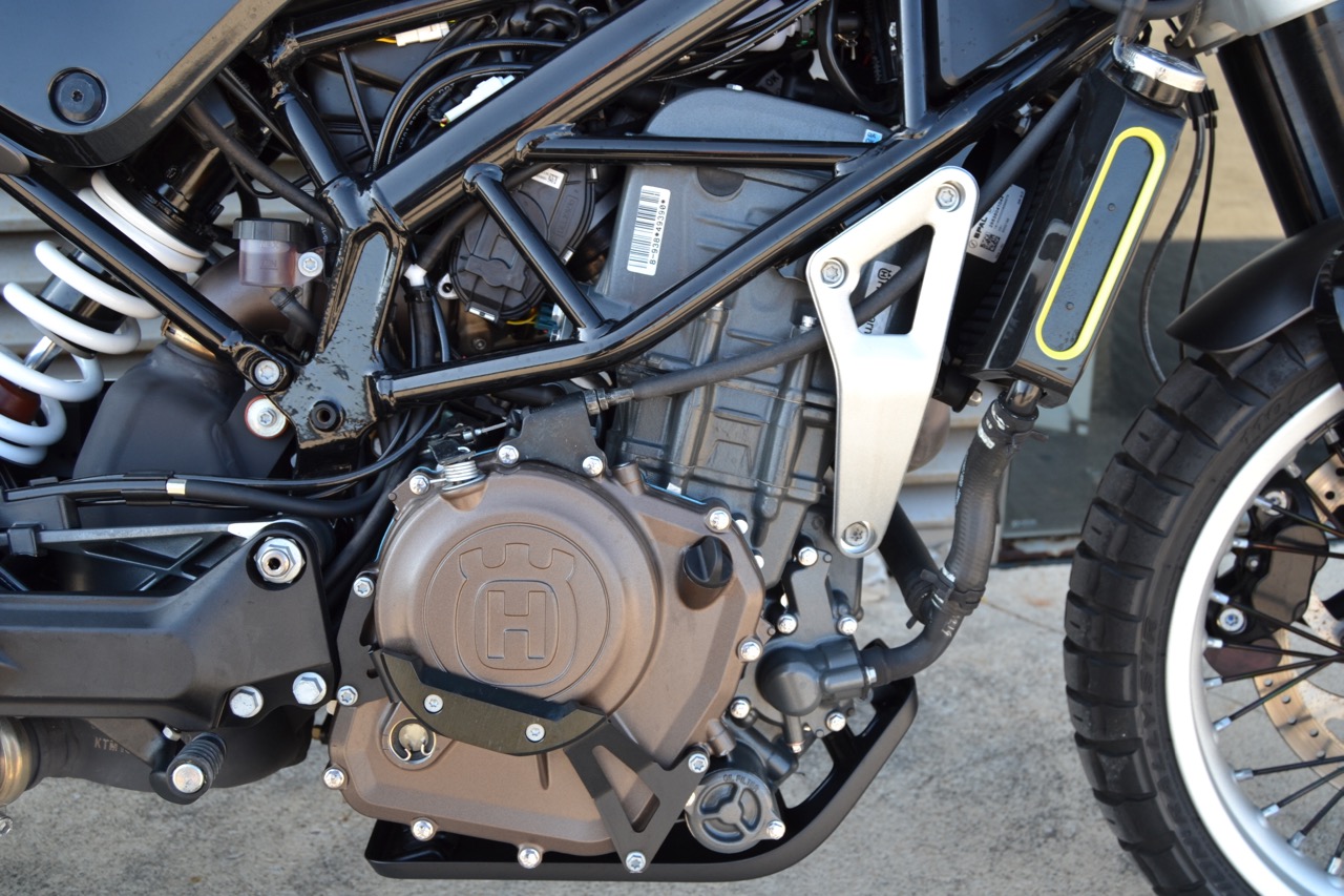 Ensaio Husqvarna Svartpilen 401 – Especialista em Urban OffRoad