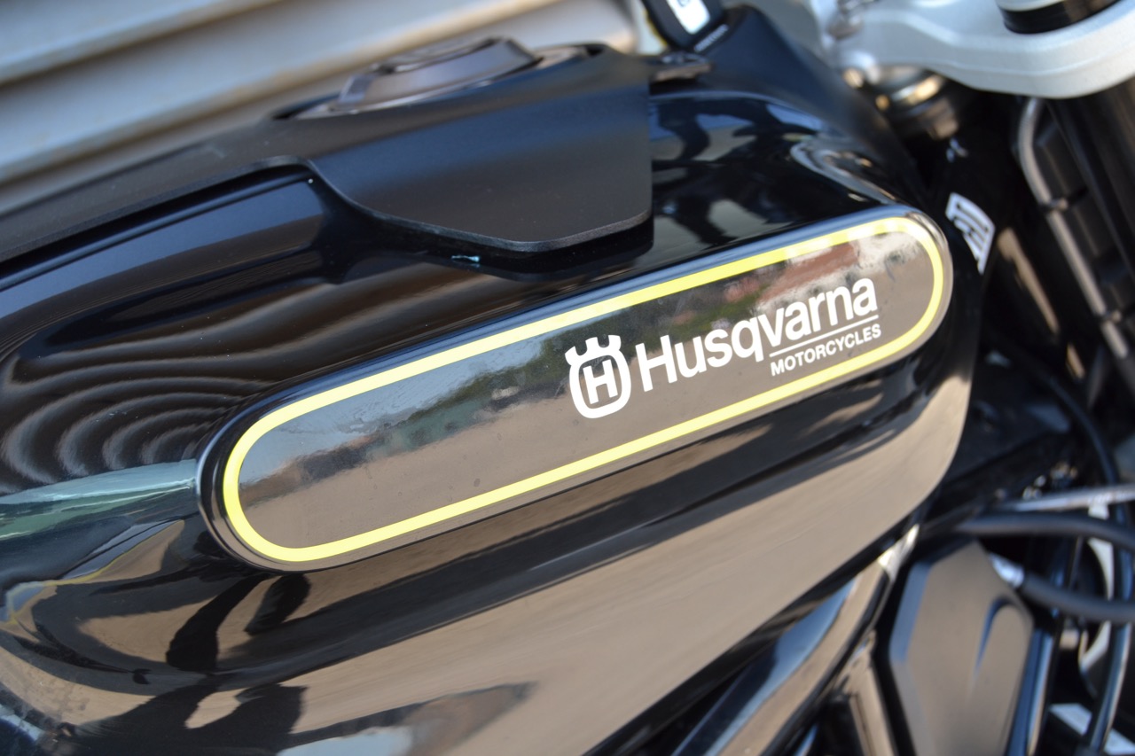 Ensaio Husqvarna Svartpilen 401 – Especialista em Urban OffRoad