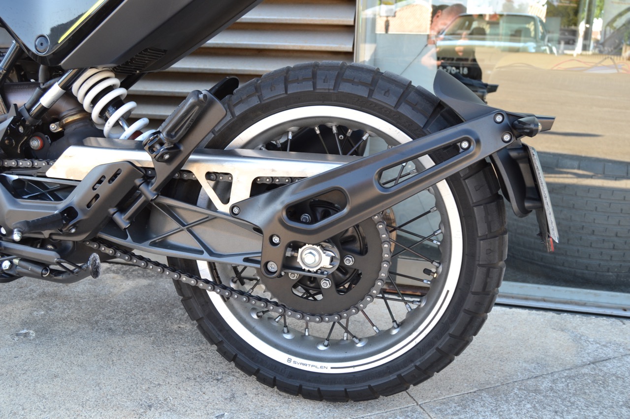Ensaio Husqvarna Svartpilen 401 – Especialista em Urban OffRoad