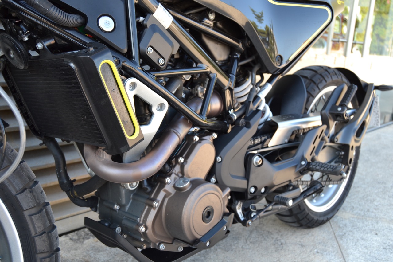 Ensaio Husqvarna Svartpilen 401 – Especialista em Urban OffRoad