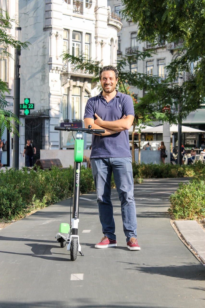 Lime lança scooters elétricas com estacionamento livre em Lisboa