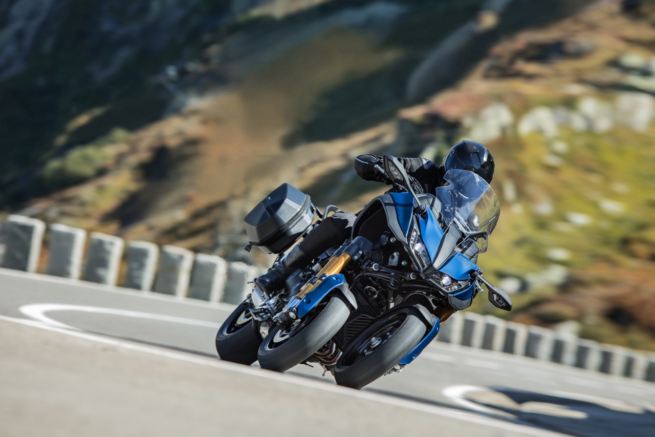 EICMA Milão : Yamaha NIKEN GT – Uma nova dimensão no Sport Touring