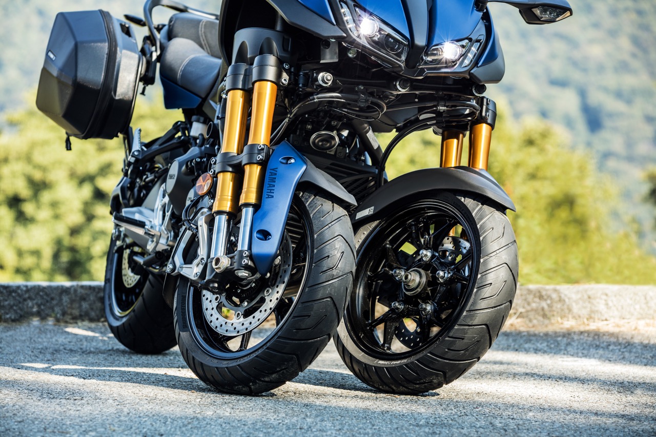 EICMA Milão : Yamaha NIKEN GT – Uma nova dimensão no Sport Touring
