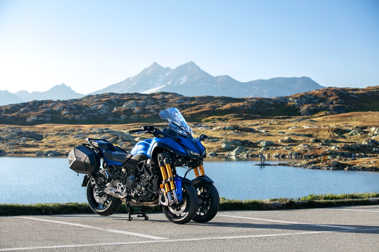 EICMA Milão : Yamaha NIKEN GT – Uma nova dimensão no Sport Touring