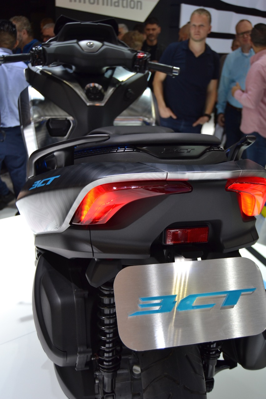 EICMA Milão : Yamaha apresenta protótipo de Mobilidade Urbana – Yamaha 3CT