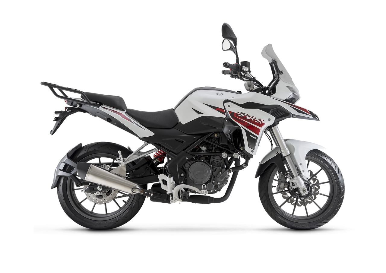 BENELLI TRK 125 e TRK 251 – Novas Trail de baixa cilindrada