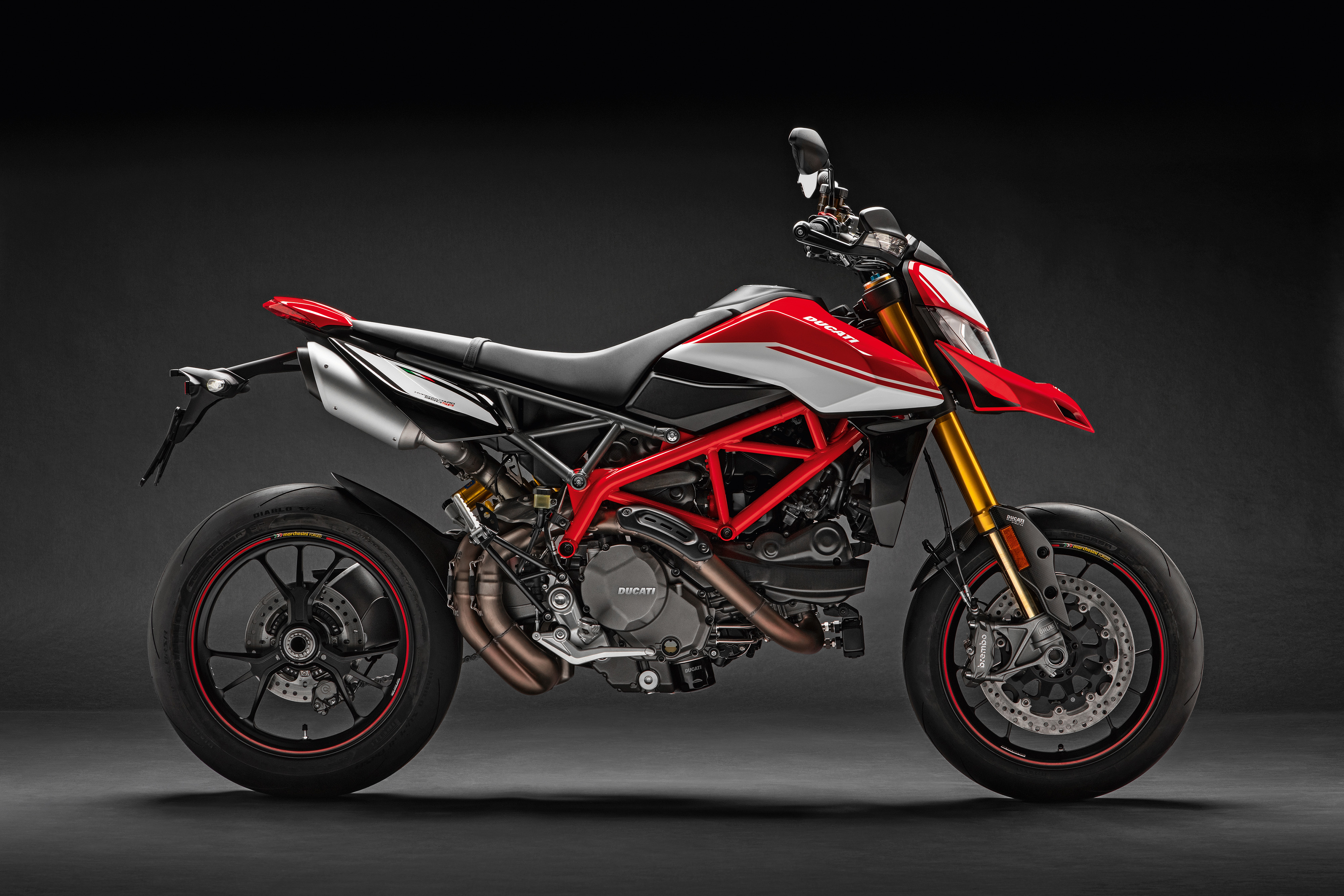 DUCATI Hypermotard 950 e Hypermotard 950 SP de 2019 – Serious Fun