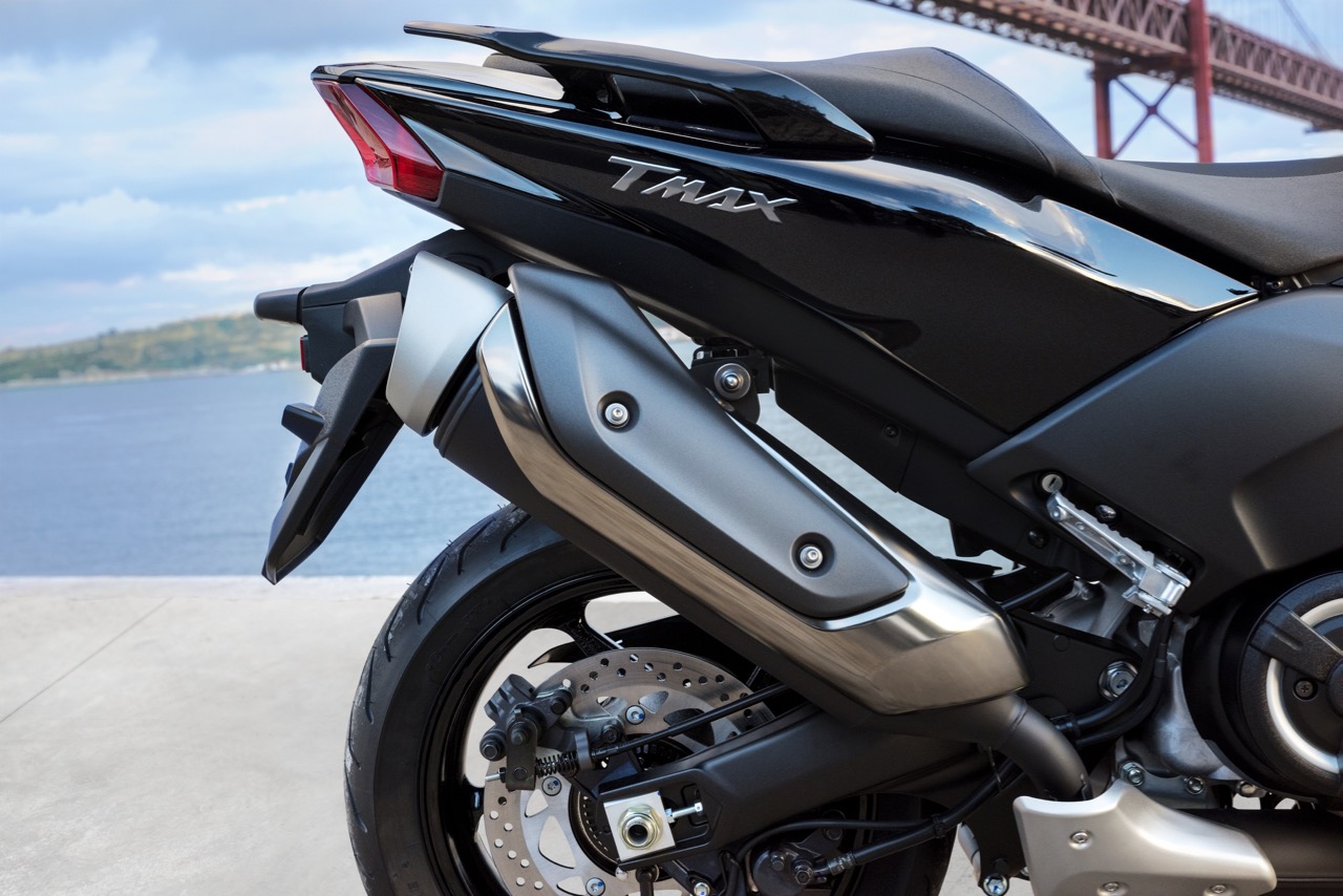 Ensaio YAMAHA TMAX 530 Versão DX 2018 – A difícil tarefa de liderar