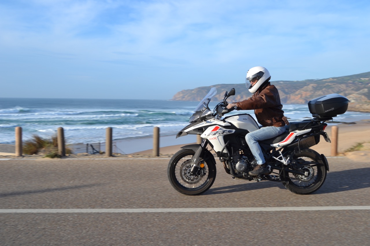 ENSAIO BENELLI TRK 502 X – AVENTURAS ACESSÍVEIS
