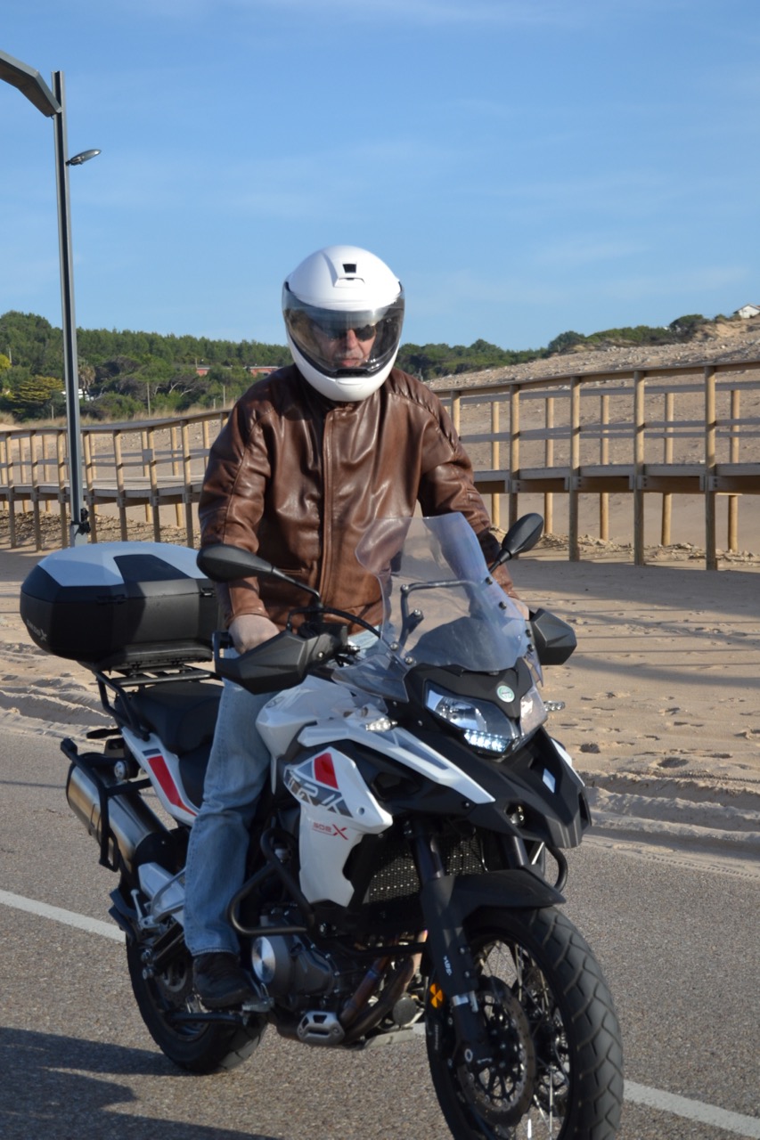 ENSAIO BENELLI TRK 502 X – AVENTURAS ACESSÍVEIS