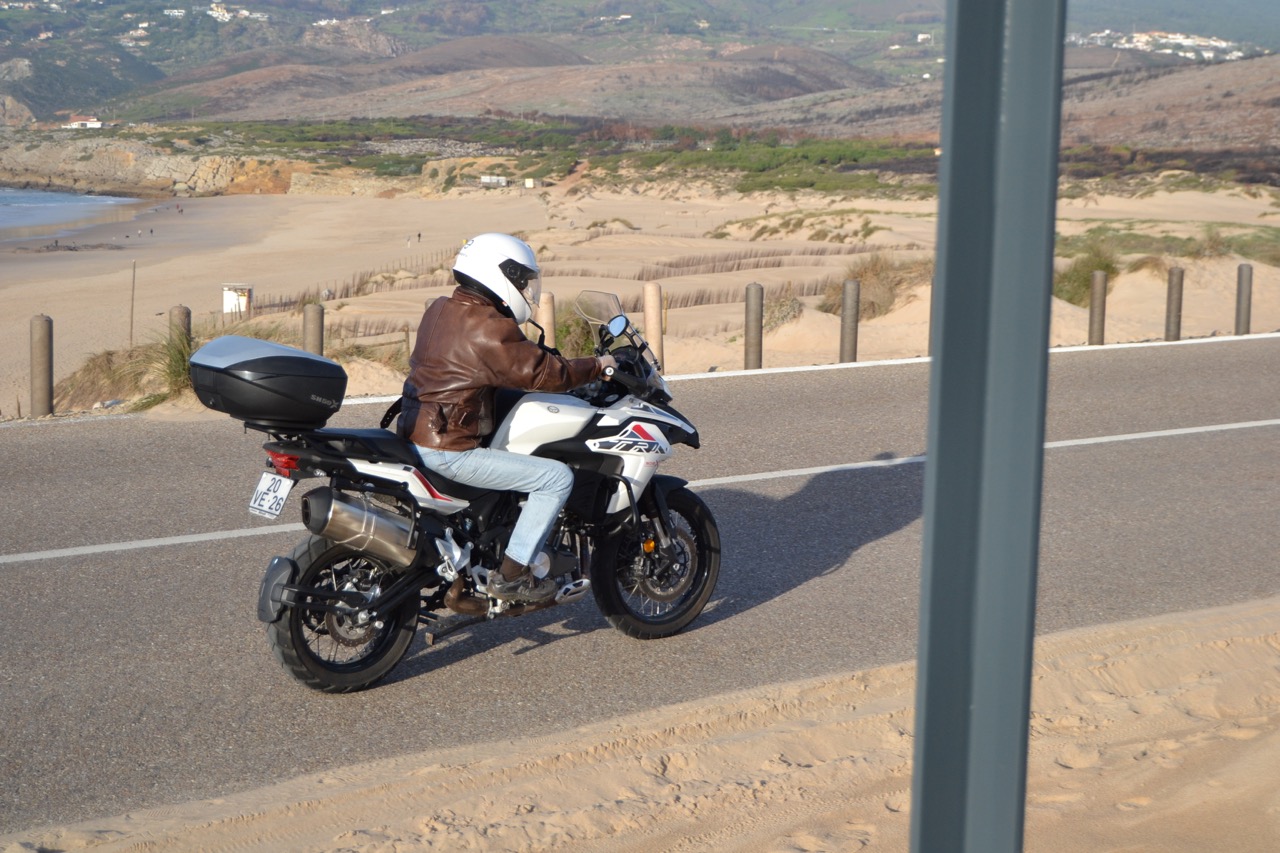 ENSAIO BENELLI TRK 502 X – AVENTURAS ACESSÍVEIS