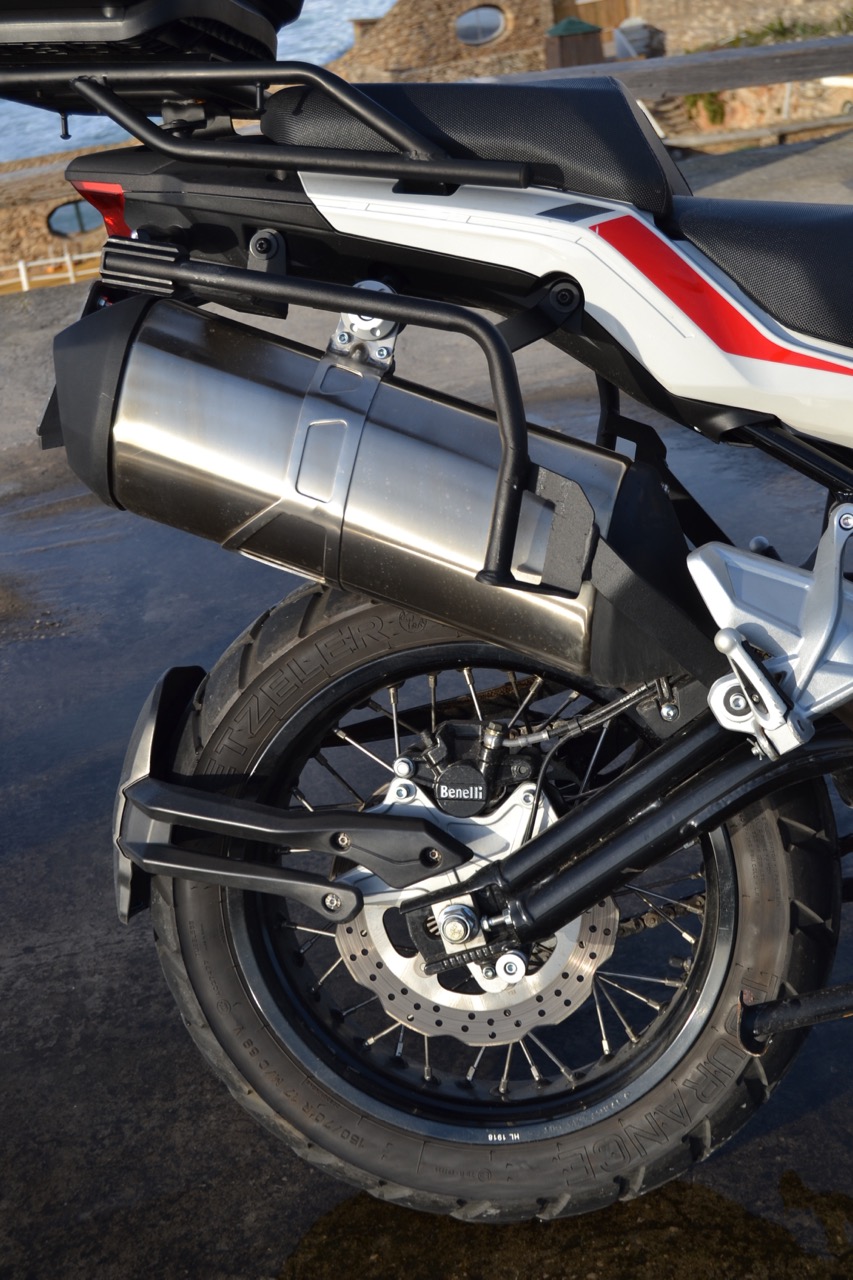 ENSAIO BENELLI TRK 502 X – AVENTURAS ACESSÍVEIS