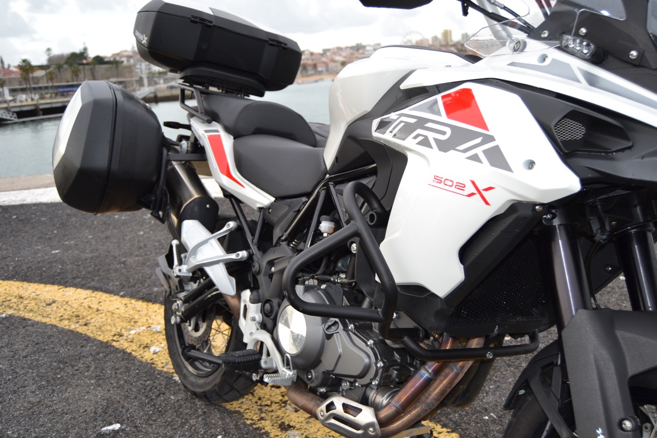 ENSAIO BENELLI TRK 502 X – AVENTURAS ACESSÍVEIS