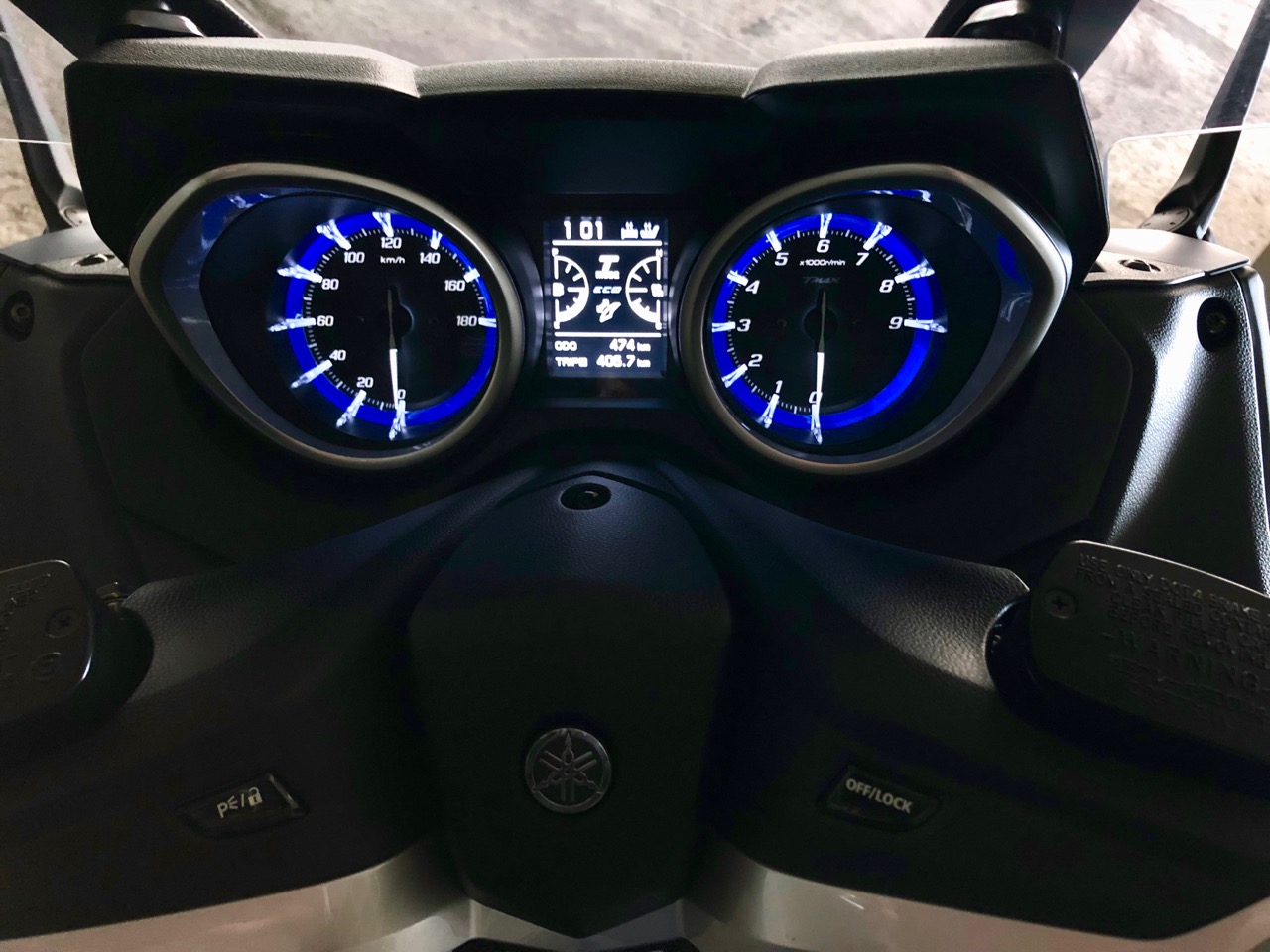 Ensaio YAMAHA TMAX 530 Versão DX 2018 – A difícil tarefa de liderar