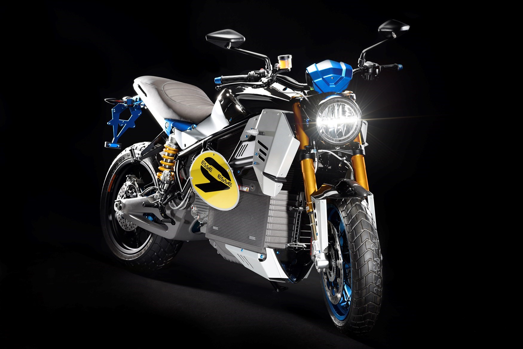 ENERGICA EVA EsseEsse9 de 2019 – Uma clássica naked e eléctrica