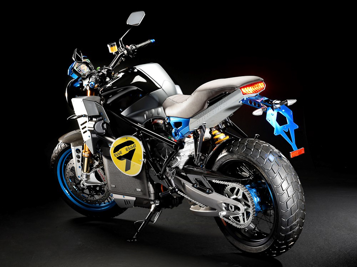 ENERGICA EVA EsseEsse9 de 2019 – Uma clássica naked e eléctrica
