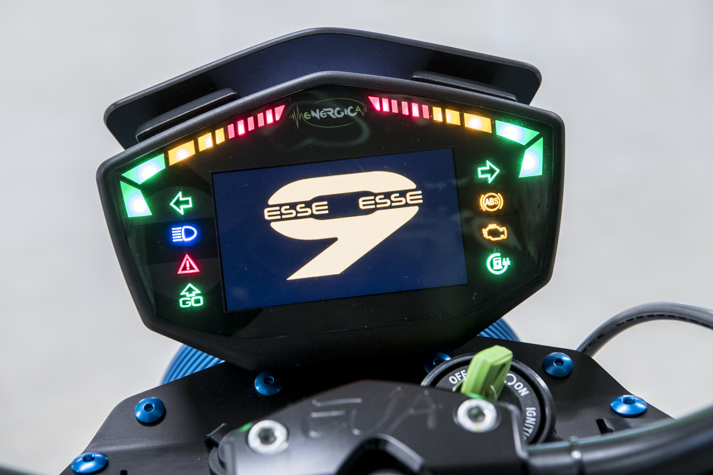 ENERGICA EVA EsseEsse9 de 2019 – Uma clássica naked e eléctrica