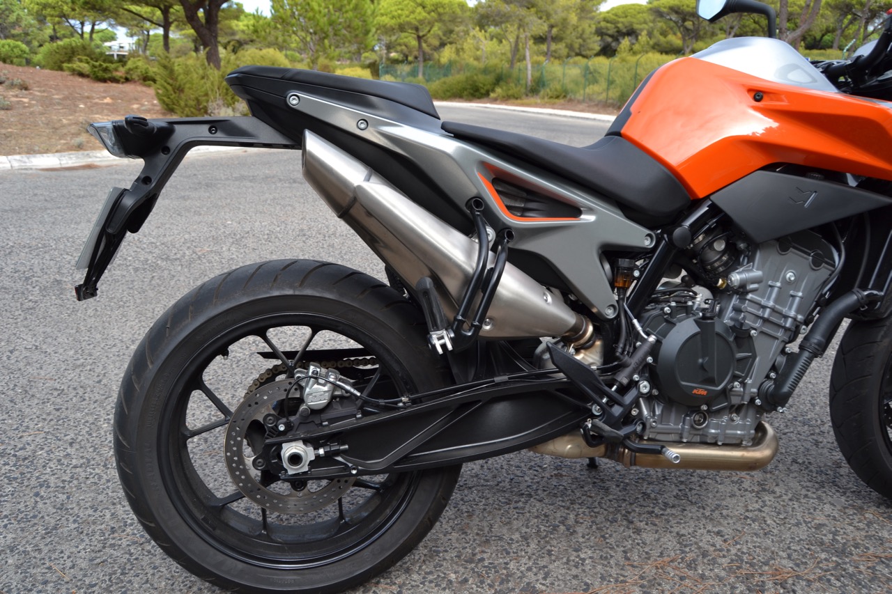 ENSAIO KTM 790 DUKE 2018 – “ Are You Ready To Race ? “