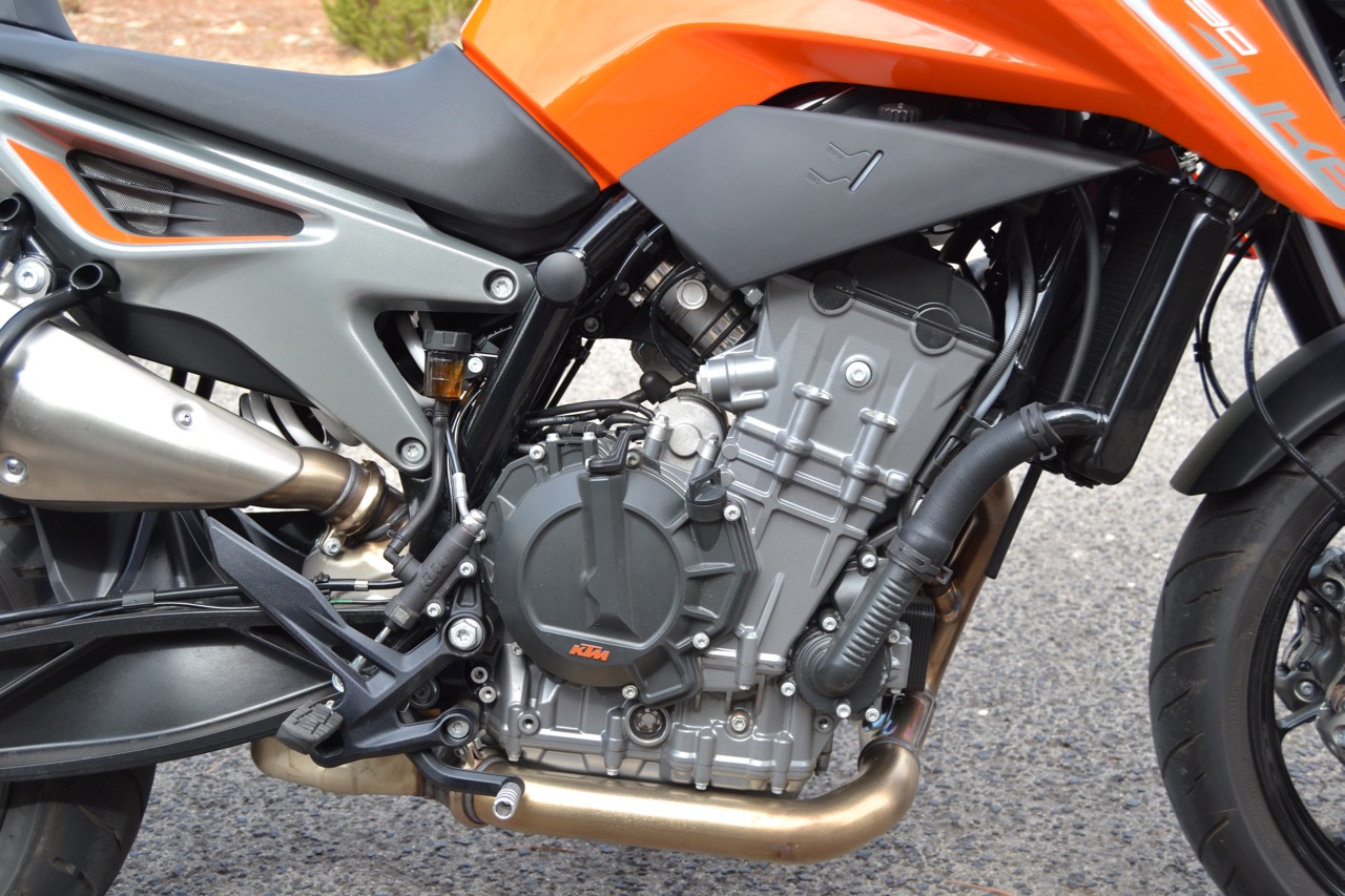 ENSAIO KTM 790 DUKE 2018 – “ Are You Ready To Race ? “