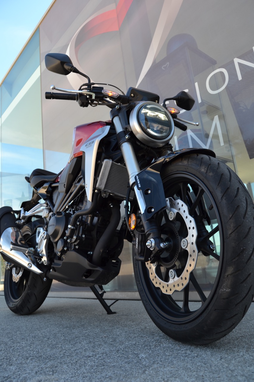 Ensaio Honda CB300R de 2019 – Uma divertida “Neo Sports Café” para carta A2