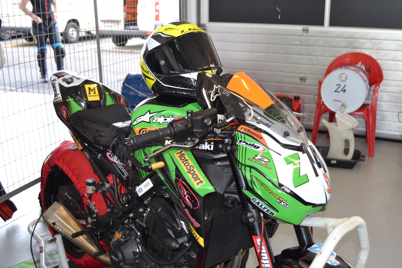 No TrackDay da Motoval ficámos a conhecer todas as Novidades do Troféu Kawasaki ZCUP 2019