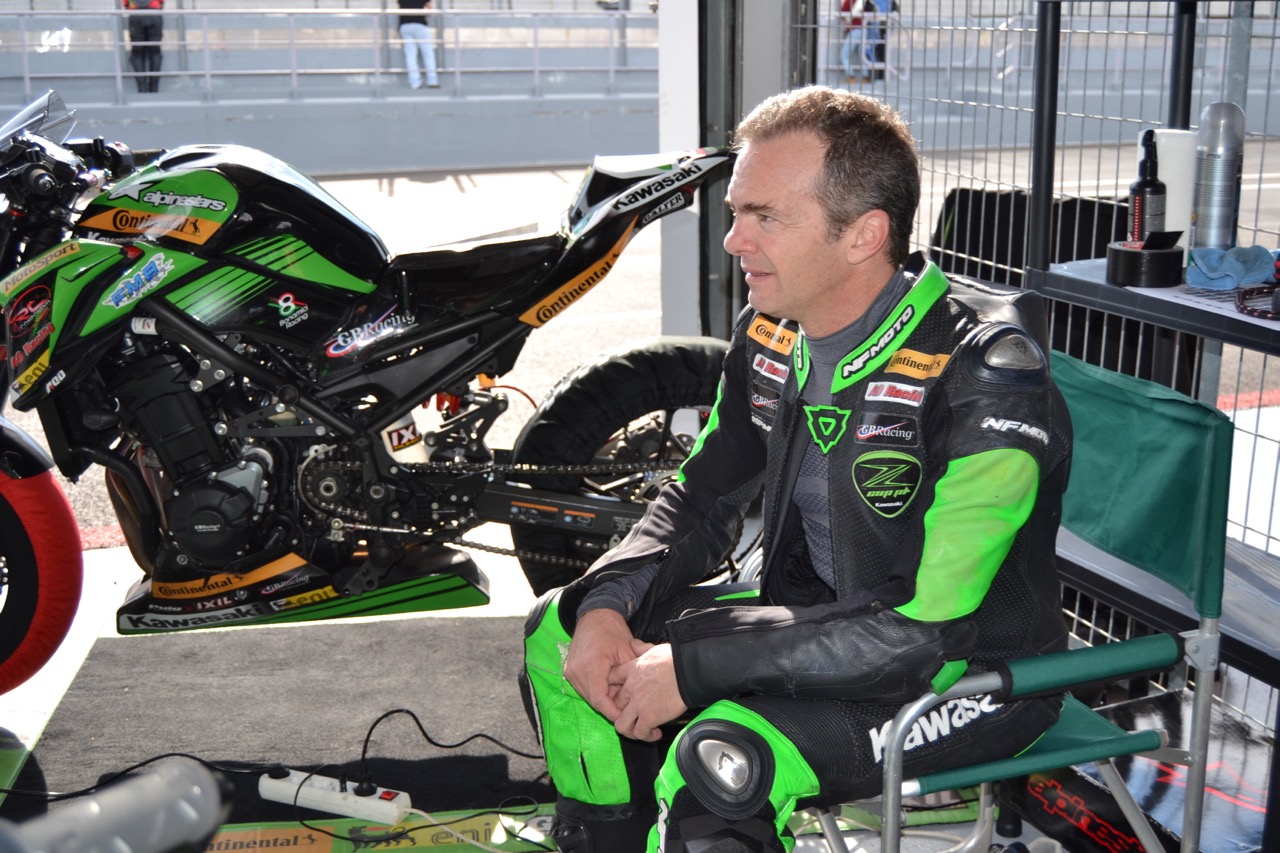 No TrackDay da Motoval ficámos a conhecer todas as Novidades do Troféu Kawasaki ZCUP 2019