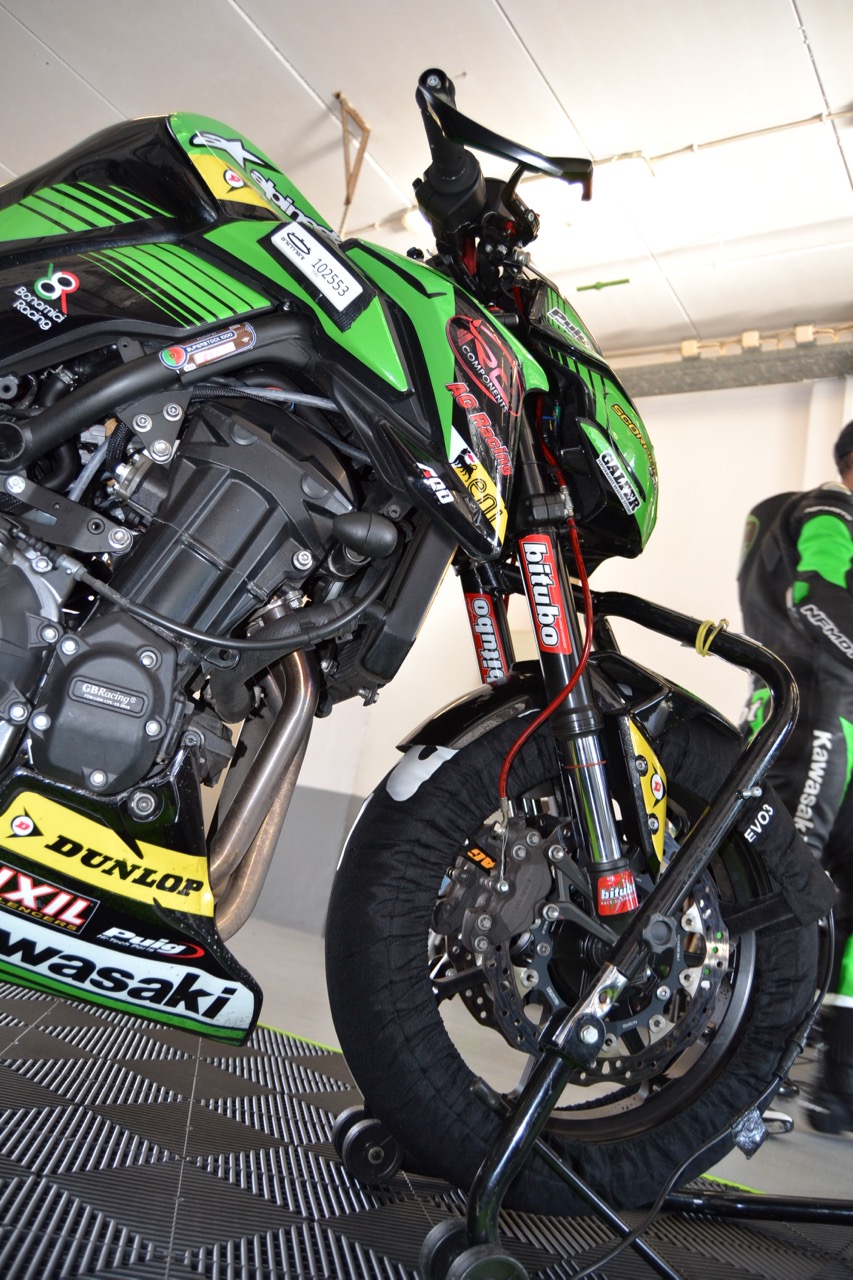 No TrackDay da Motoval ficámos a conhecer todas as Novidades do Troféu Kawasaki ZCUP 2019
