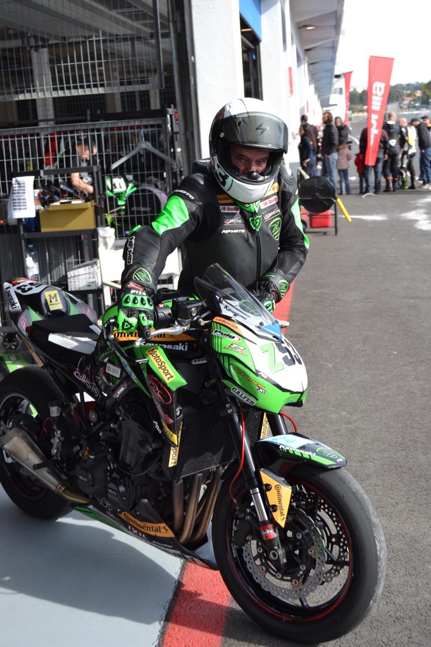 No TrackDay da Motoval ficámos a conhecer todas as Novidades do Troféu Kawasaki ZCUP 2019