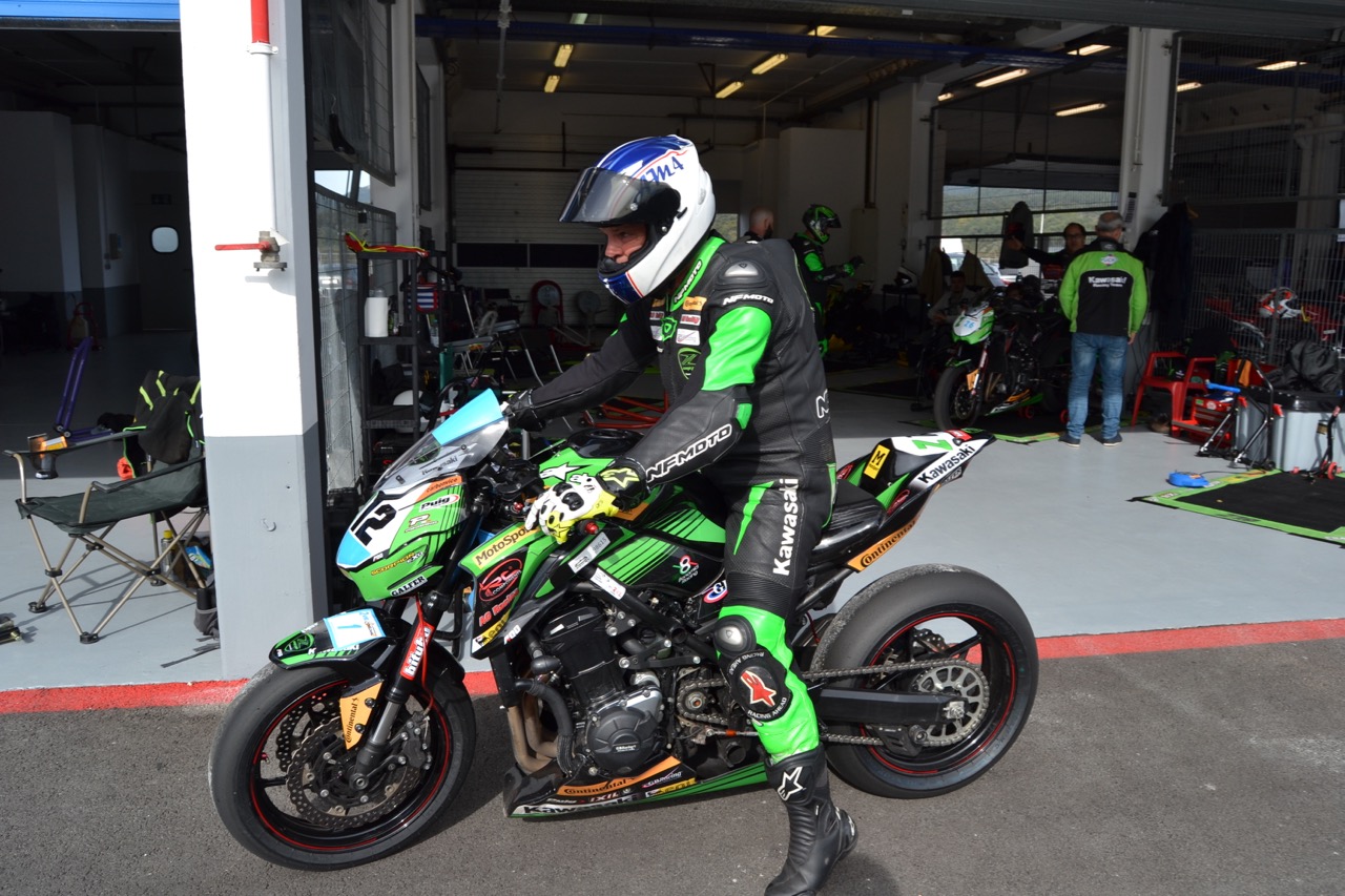 No TrackDay da Motoval ficámos a conhecer todas as Novidades do Troféu Kawasaki ZCUP 2019