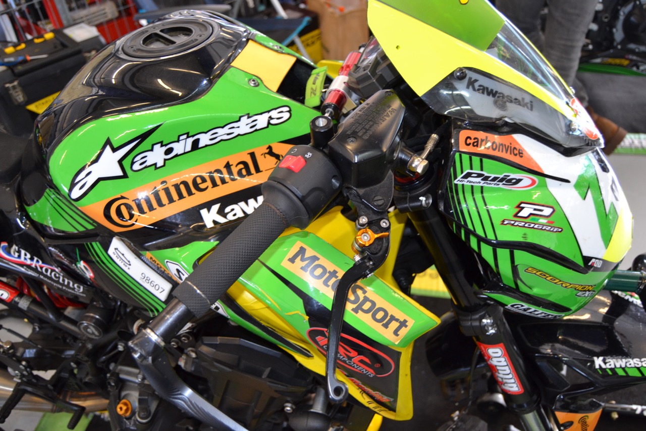 No TrackDay da Motoval ficámos a conhecer todas as Novidades do Troféu Kawasaki ZCUP 2019