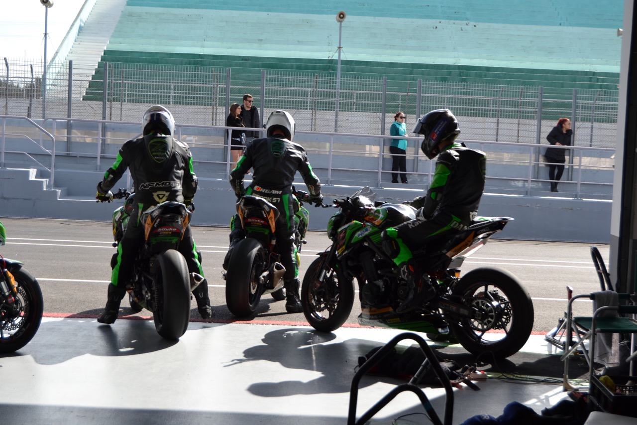 No TrackDay da Motoval ficámos a conhecer todas as Novidades do Troféu Kawasaki ZCUP 2019
