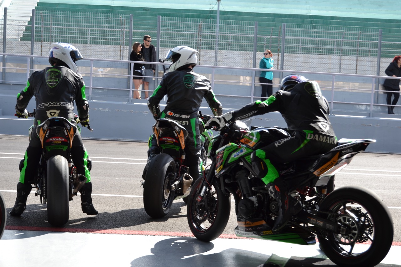 No TrackDay da Motoval ficámos a conhecer todas as Novidades do Troféu Kawasaki ZCUP 2019