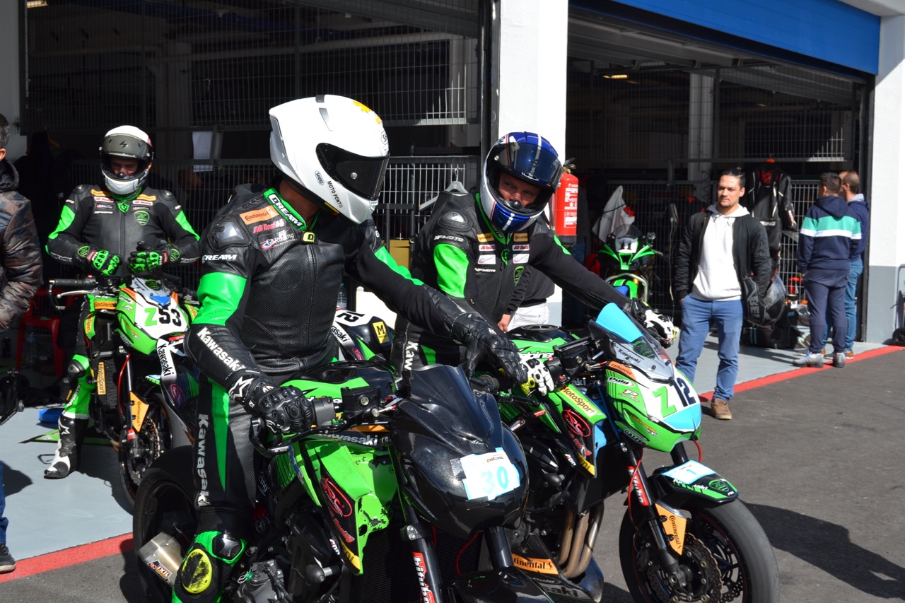 No TrackDay da Motoval ficámos a conhecer todas as Novidades do Troféu Kawasaki ZCUP 2019