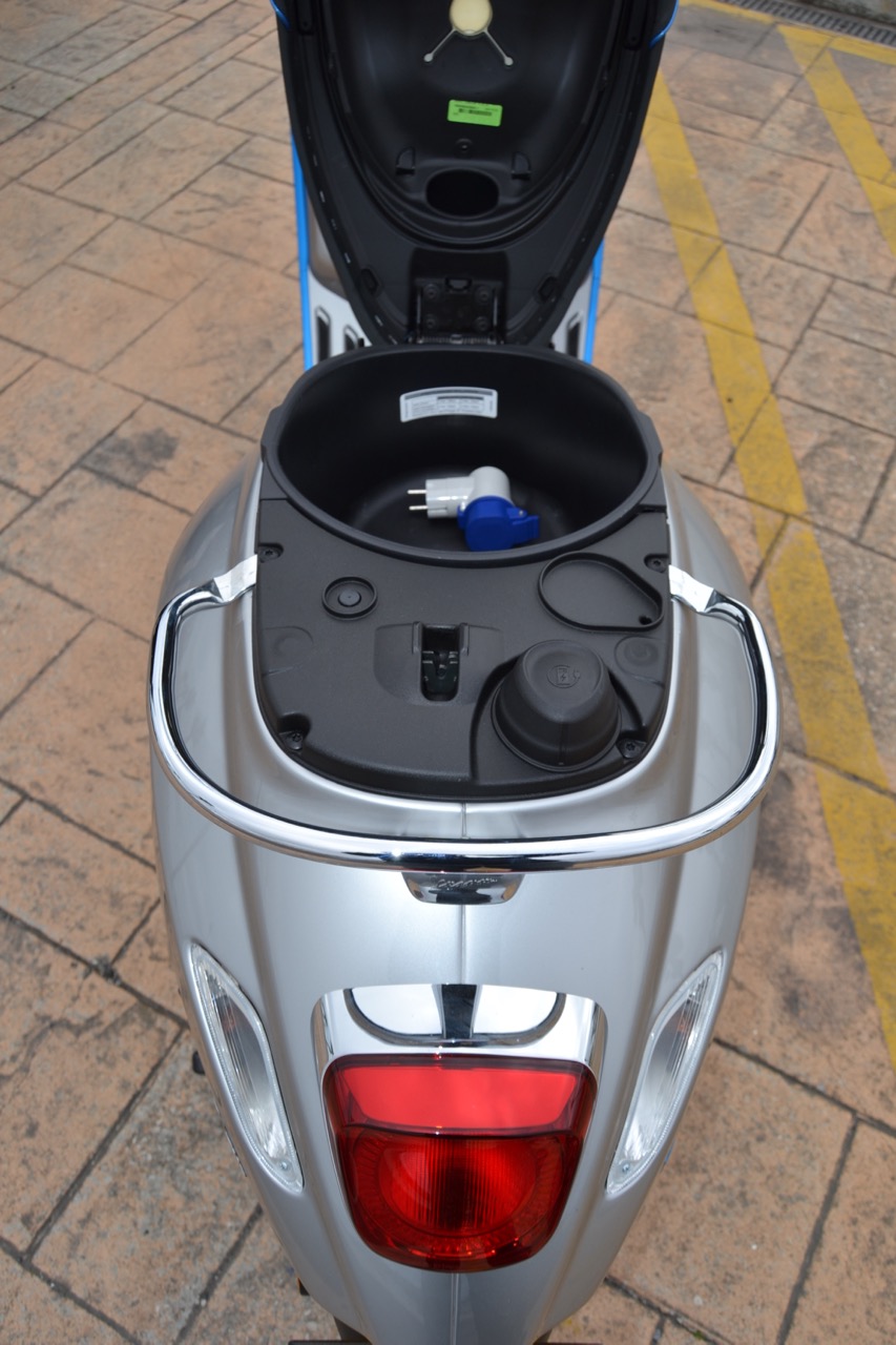 Ensaio VESPA ELETTRICA – Experiência Elettrizante