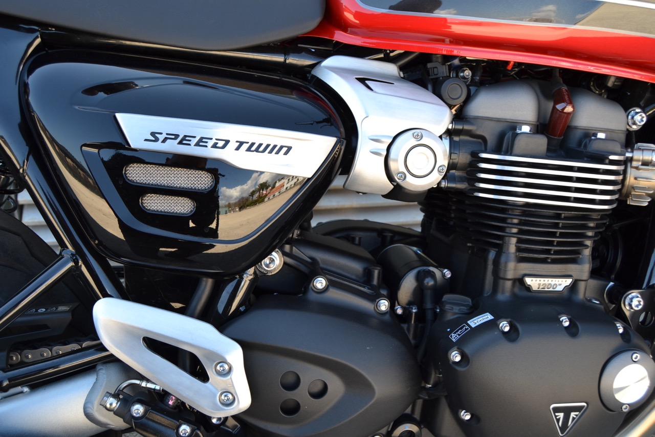 Ensaio TRIUMPH SPEED TWIN 2019 – Um Triunfo Neo-Clássico